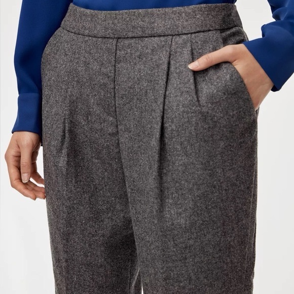 Aritzia Babaton Cohen Wool Blend Cropped Ankle Pant in Charcoal - Picture 3 of 15